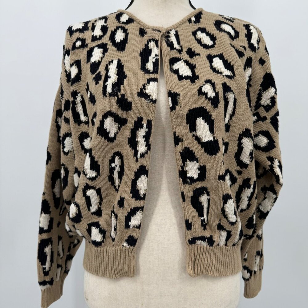 vintage leopard print button up cardigan sz M animal print layering piece